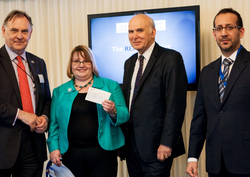 rsz_dr_vince_cable_mp_presents_bcbn_cheque_award